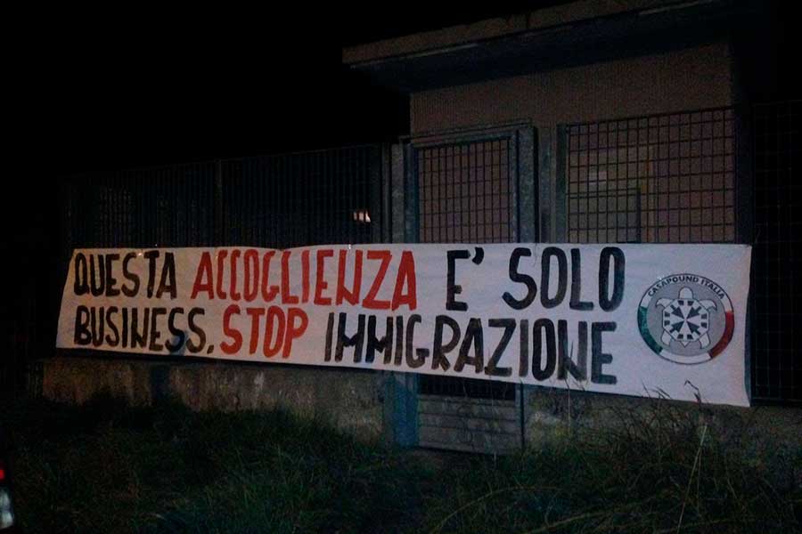 Cortona, CasaPound: “No all’arrivo di altri immigrati”