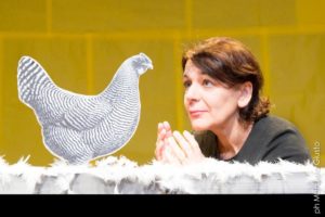 Teatro Dovizi di Bibbiena mercoledì 15 febbraio lo spettacolo Prego di e con Giovanna Mori