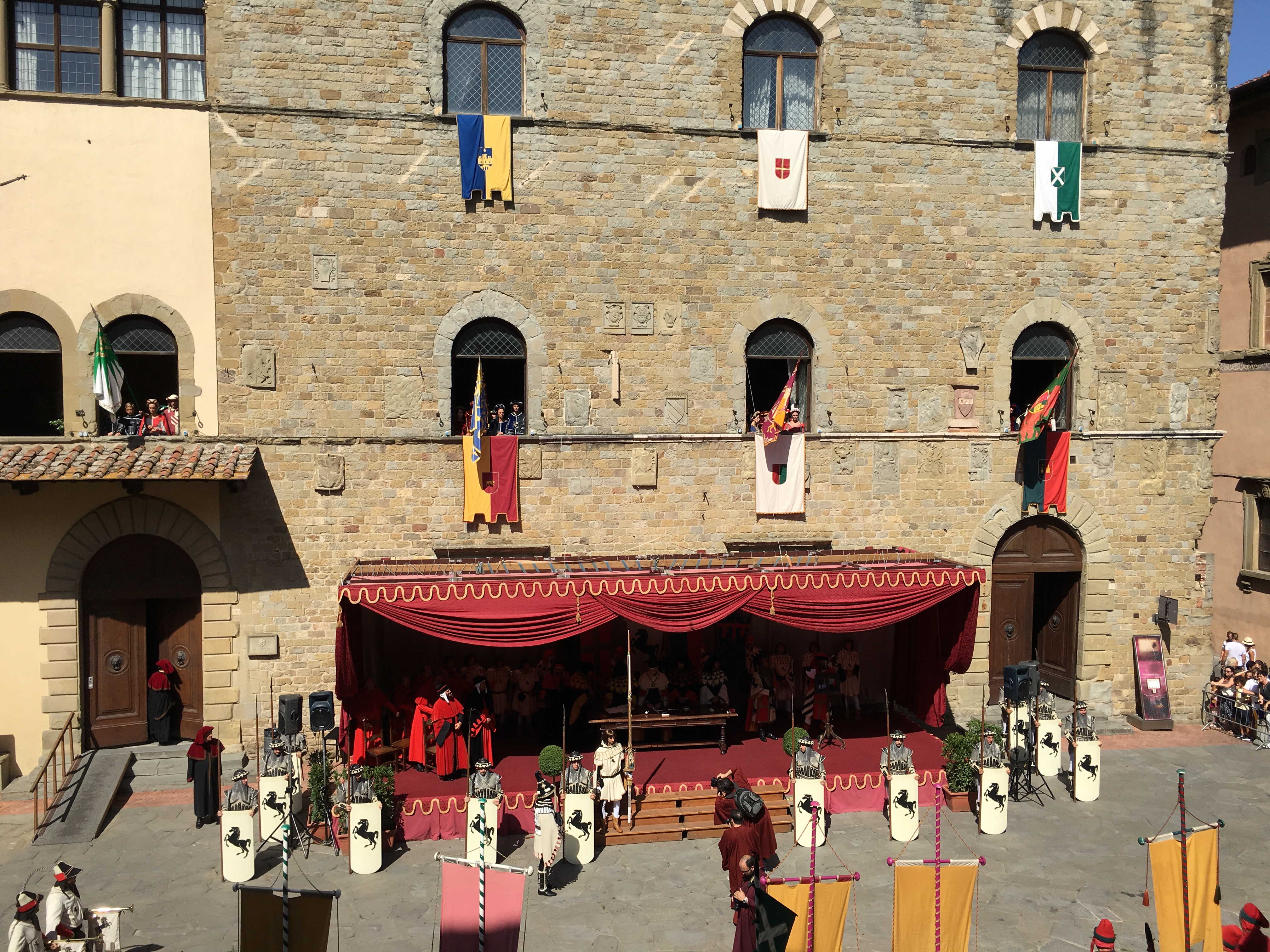 Sarà Porta Sant’Andrea ad aprire la piazza nella Giostra del Saracino di domenica 3 settembre