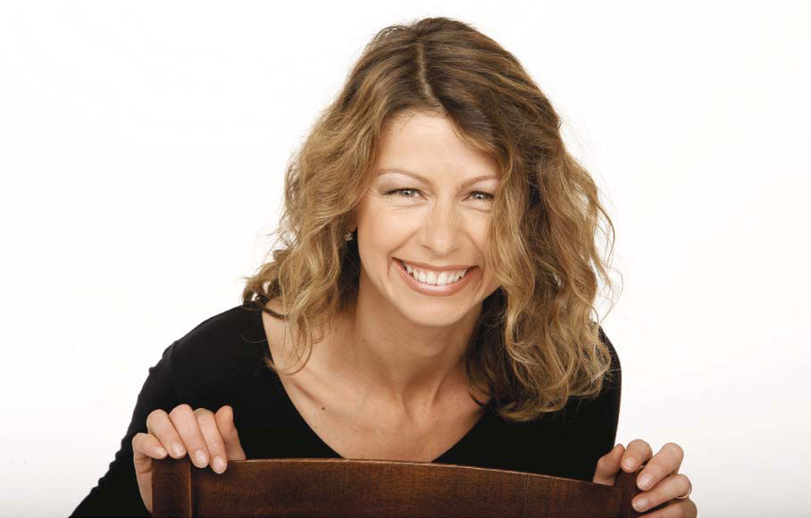 Il Teatro Verdi fa festa e presenta con Amanda Sandrelli la stagione teatrale 2017/18