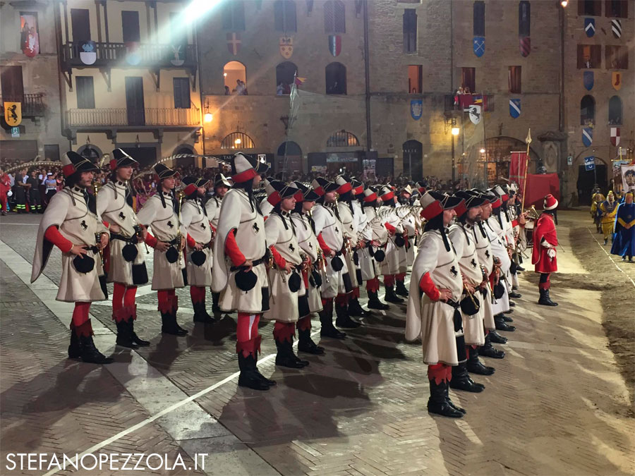 I testi della Giostra del Saracino: si inizia con il Bando per arrivare a Terra d’Arezzo