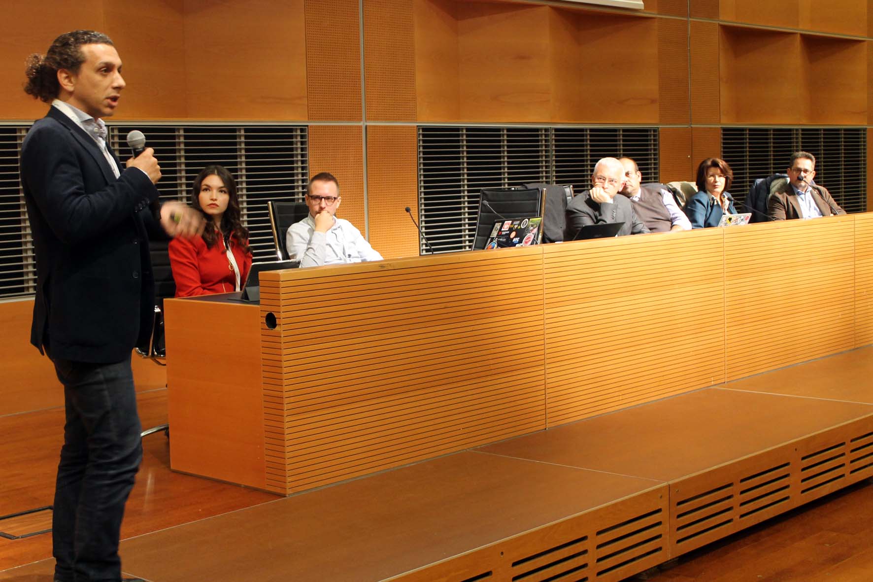 Presentate ad Arezzo le strategie per navigare sul web in sicurezza