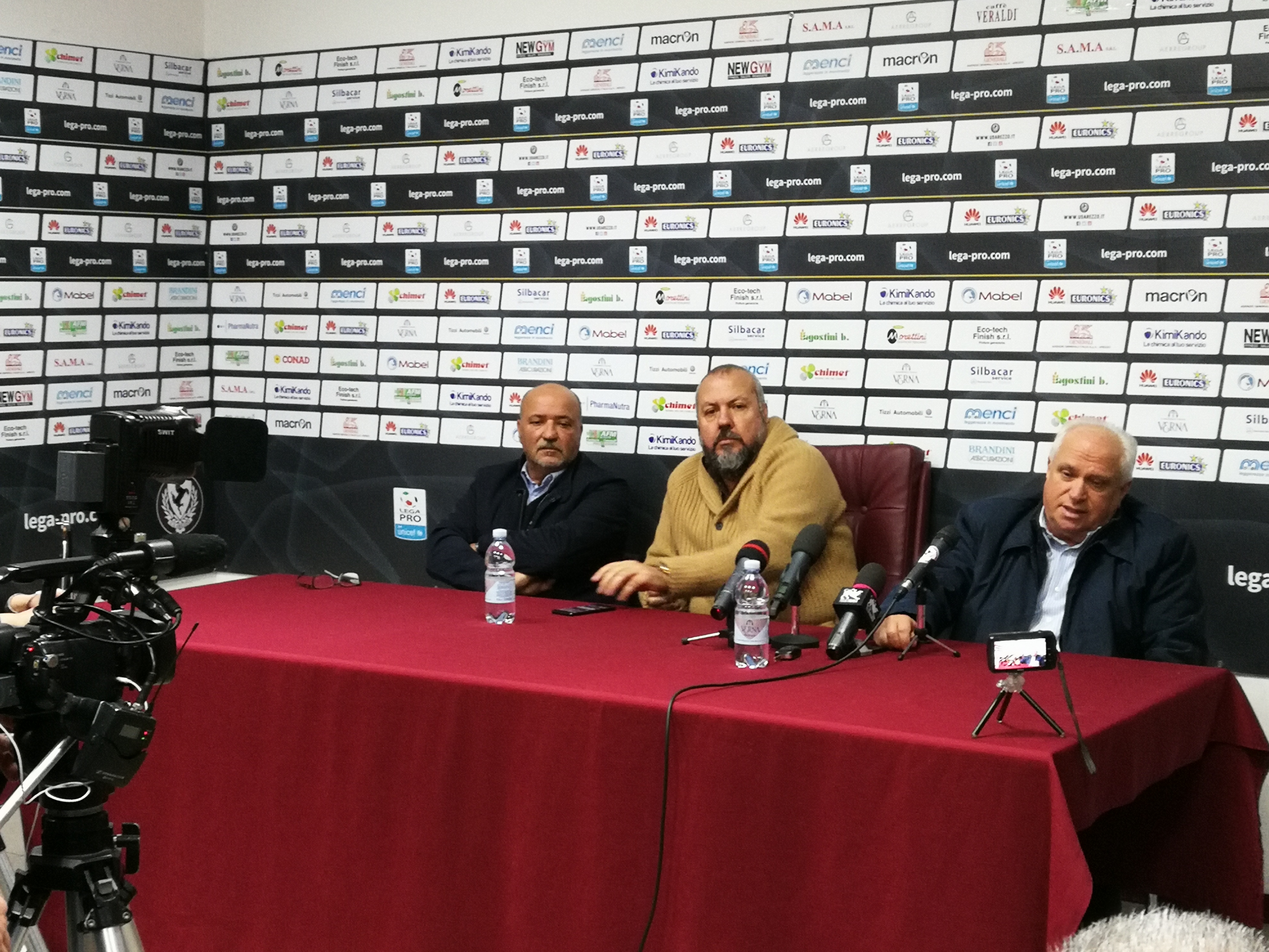 L’Arezzo interrompe la collaborazione con Zavaglia e Di Iorio