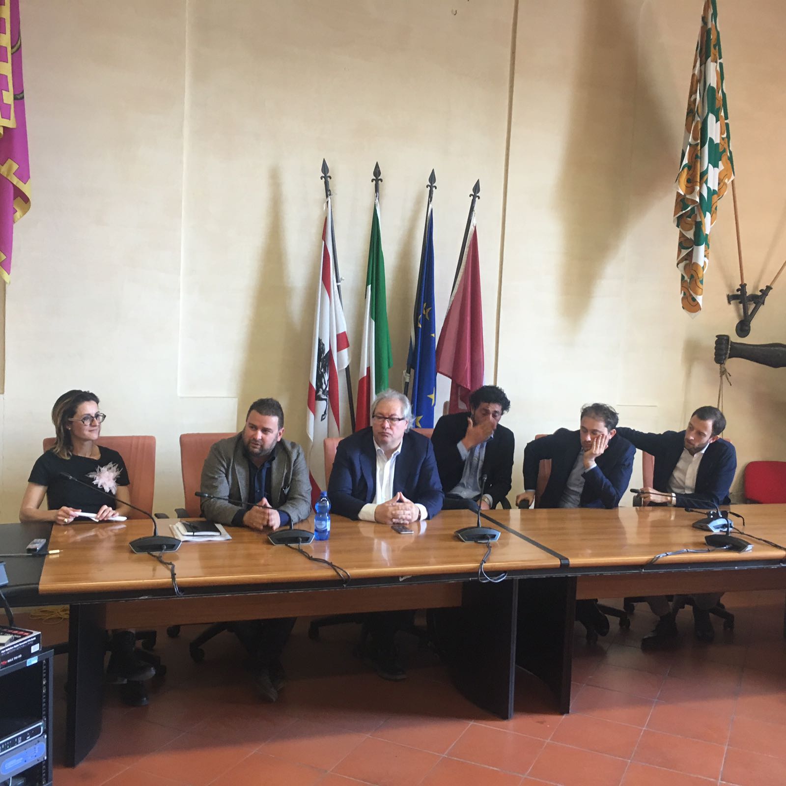 Pd: “il giudizio sulla Giunta Ghinelli dopo quasi tre anni. Tante criticità, la prima puntata riguarda le politiche di ‘disgregazione’ sociale”