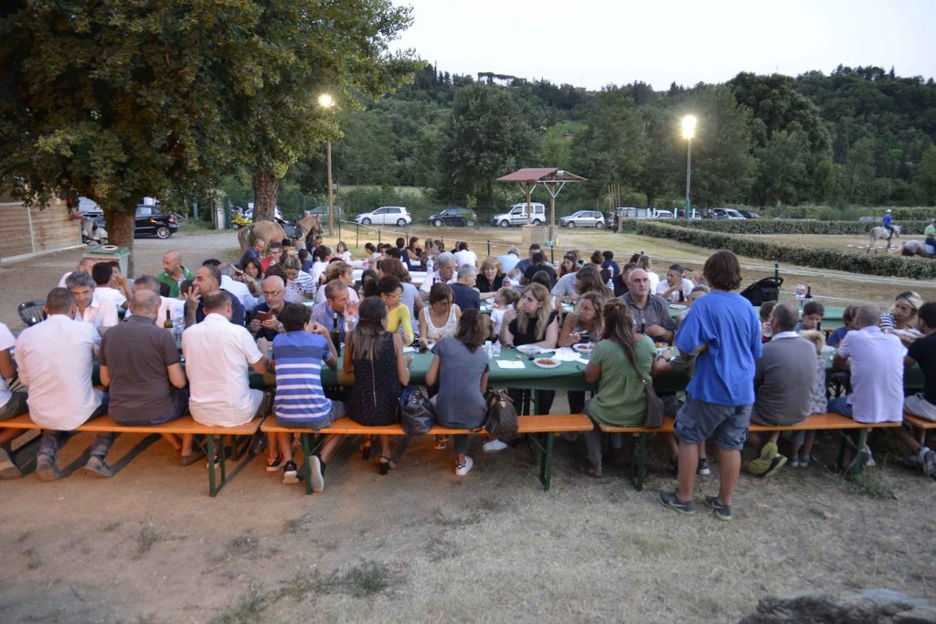 Porta Sant’Andrea: sabato 19 maggio cena alle scuderie e 11ªedizione del “Saracino di Peneto”