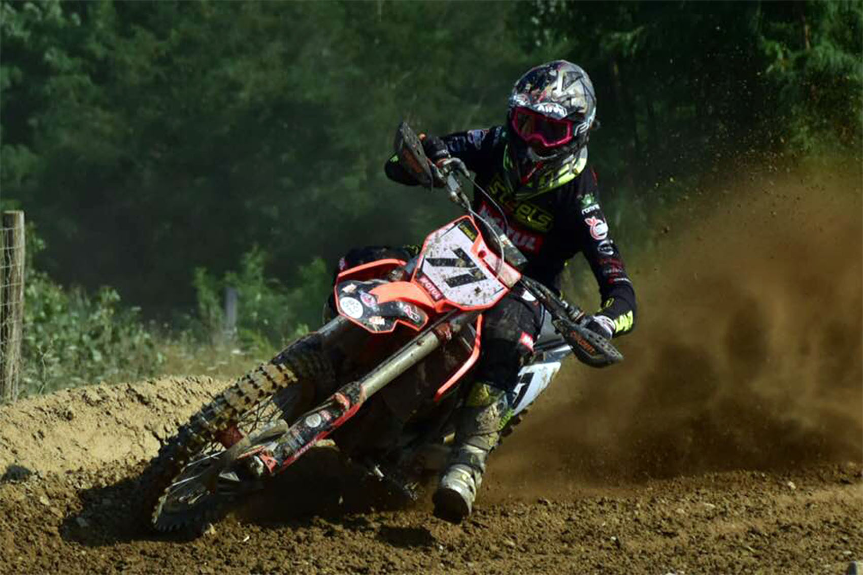 Primati e soddisfazioni nell’estate della Steels Motocross