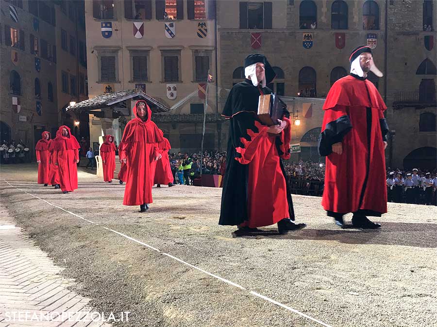 Magistratura della Giostra del Saracino: ecco i dieci nomi scelti dal consiglio comunale