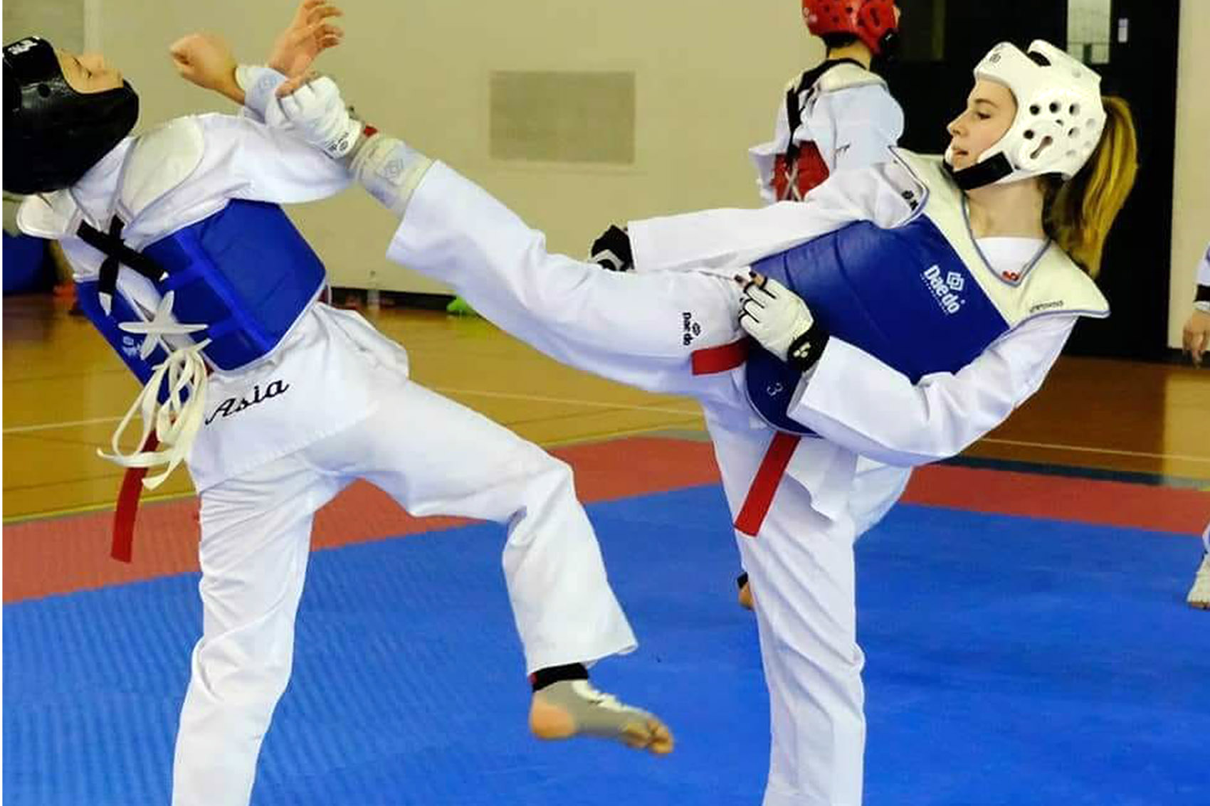 Il Centro Taekwondo Arezzo archivia un anno di medaglie e progressi