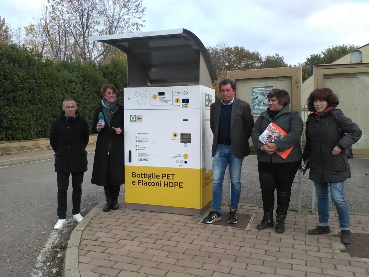A Castiglion Fiorentino arriva l’eco-compattatore per la raccolta della plastica