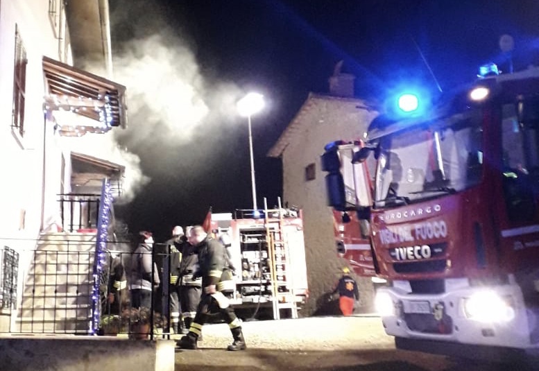 Monterchi, due persone sono decedute in incendio dentro un appartamento