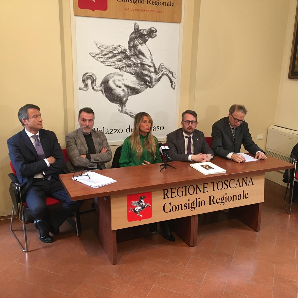 Botticelli, Della Robbia, Cigoli: la mostra di Montevarchi presentata in Consiglio regionale