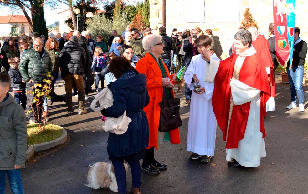Inizio anno rionale e benedizione animali