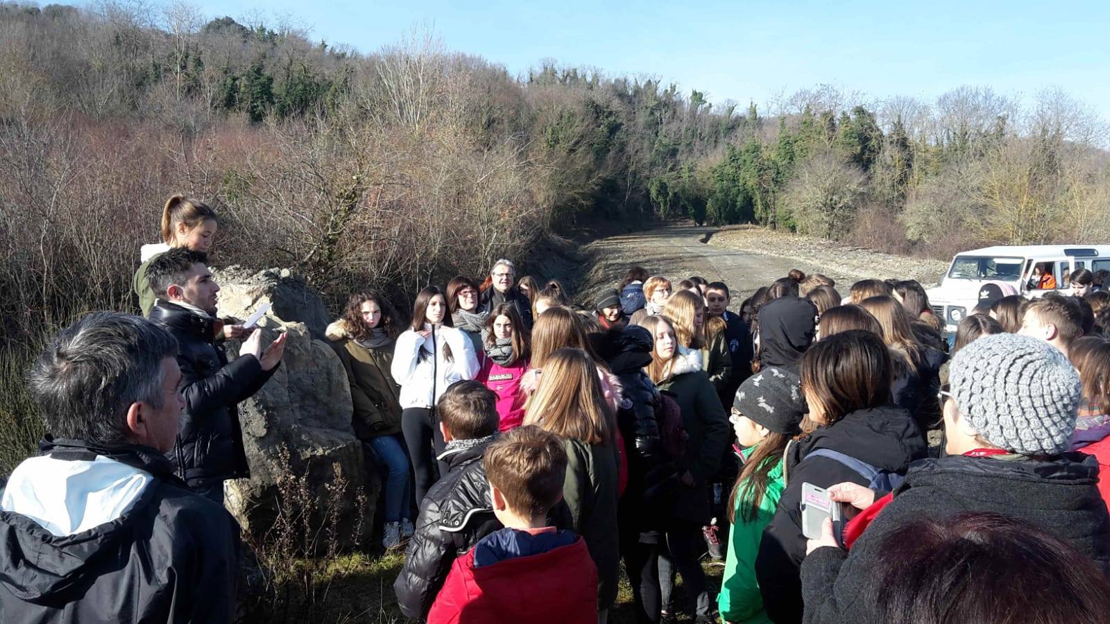Una passeggiata per capire e riflettere sulla Shoah – FOTO