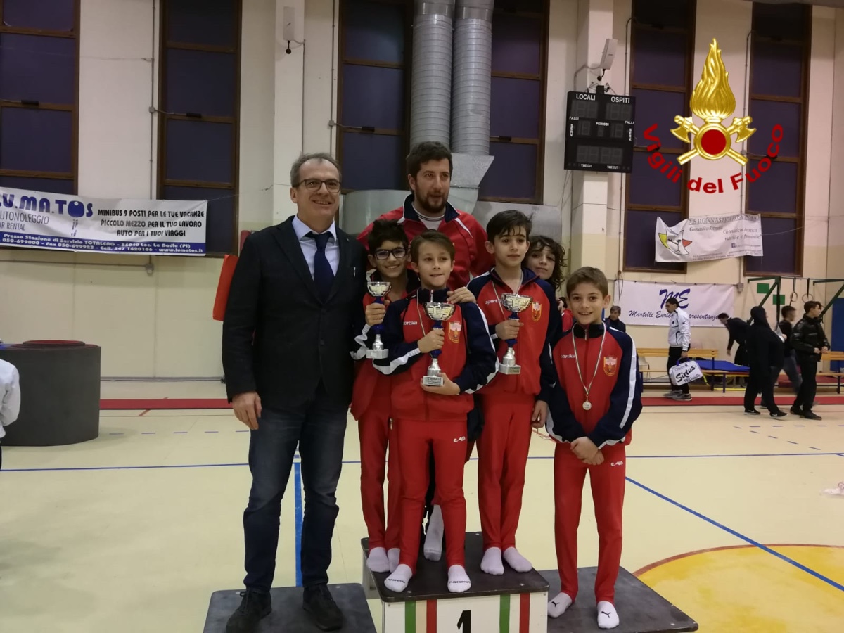 I ginnasti dei Vigili del Fuoco di Arezzo al campionato regionale individuale di ginnastica artistica