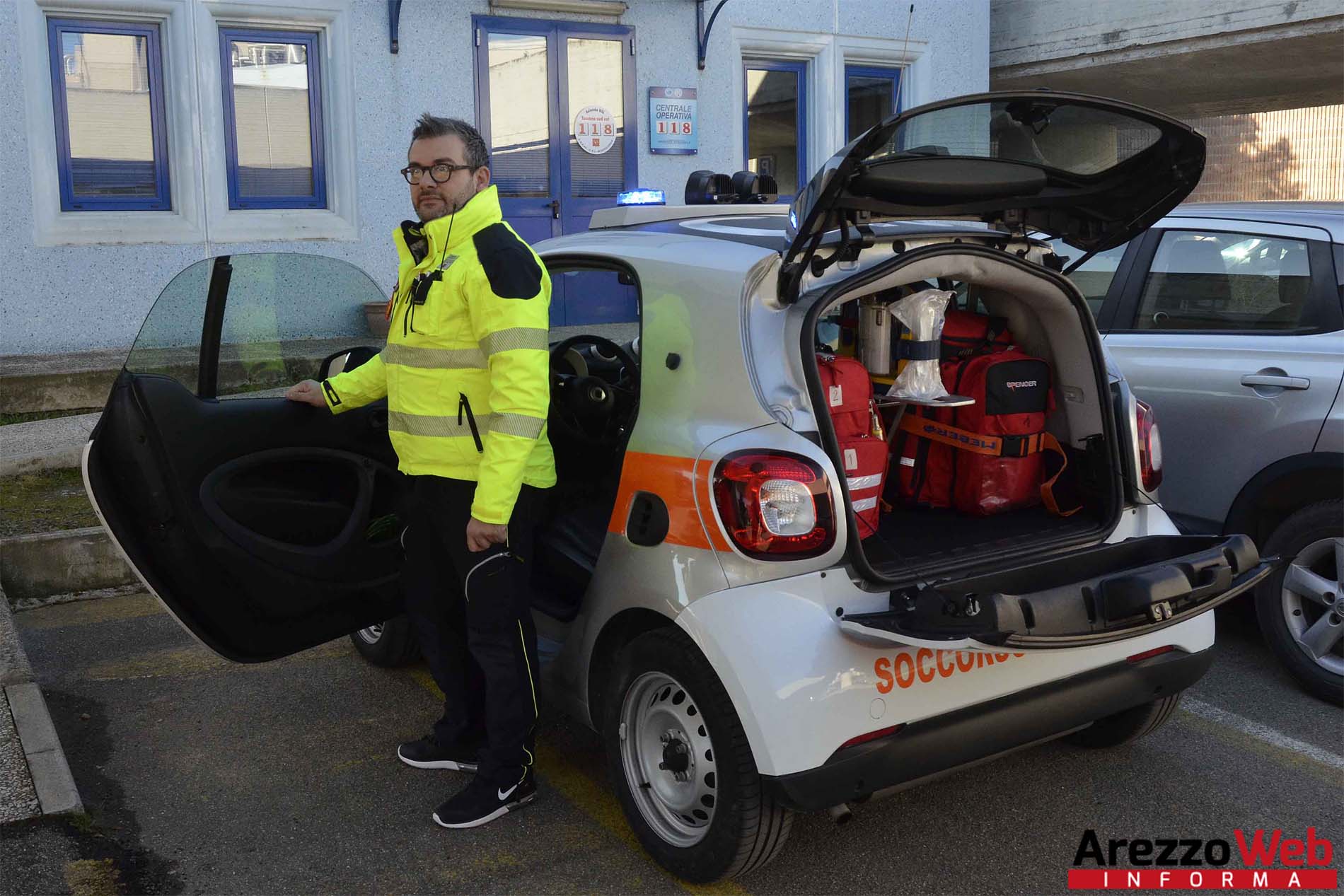 Il Calcit dona una Smart al 118 – foto