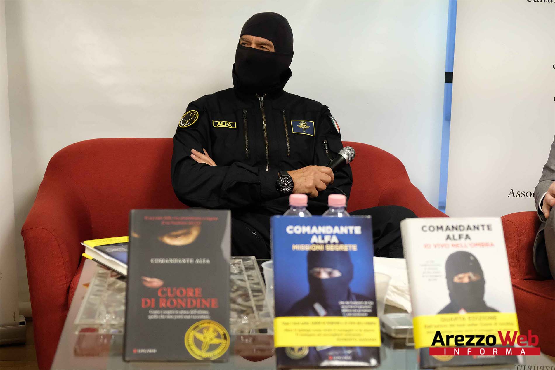 Presentazione dell’ultimo libro del Comandante Alfa – foto