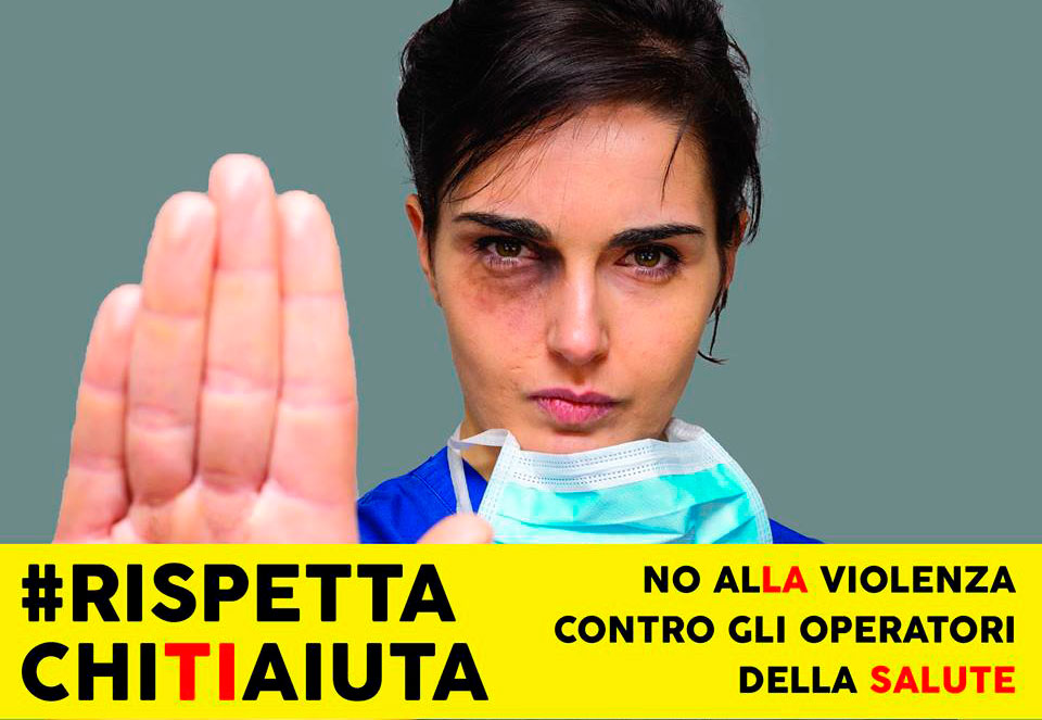 Gli infermieri di Arezzo lanciano l’hashtag “Rispetta chi ti aiuta”