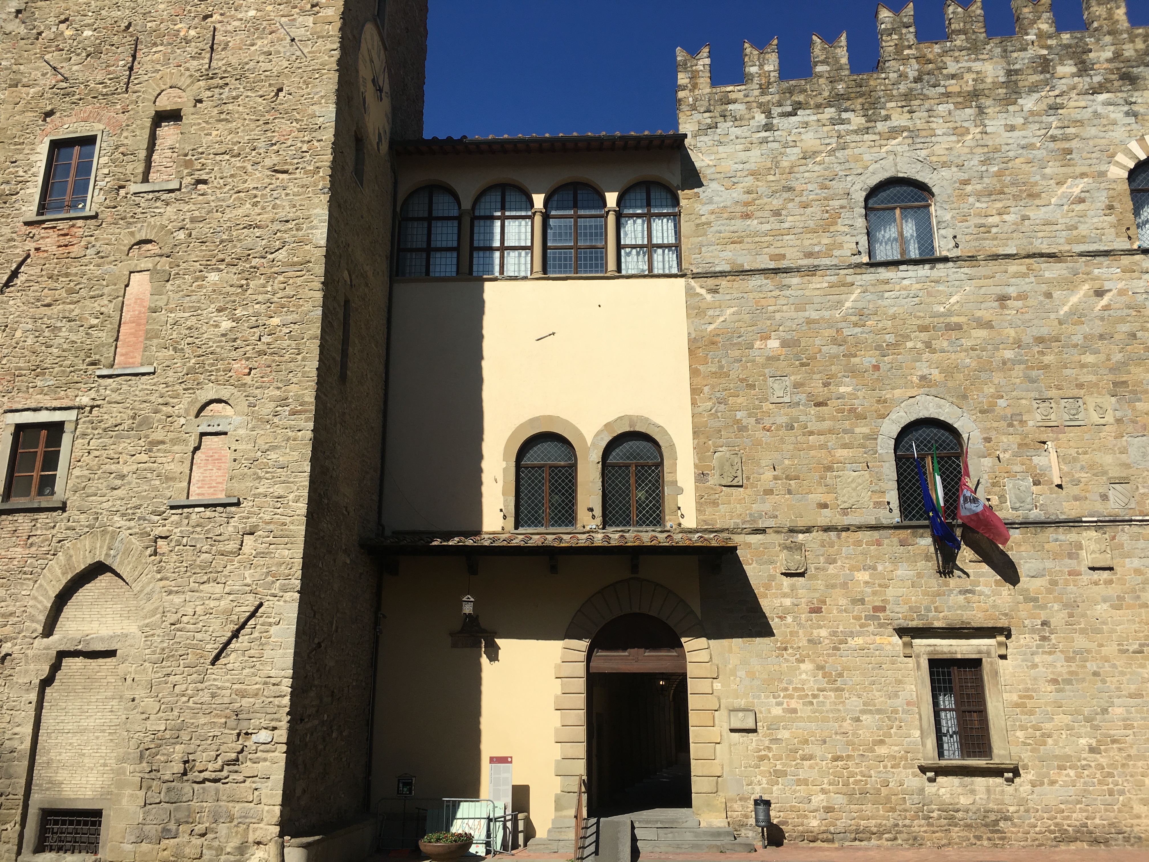 Ordinanza di chiusura per la scuola Acropoli