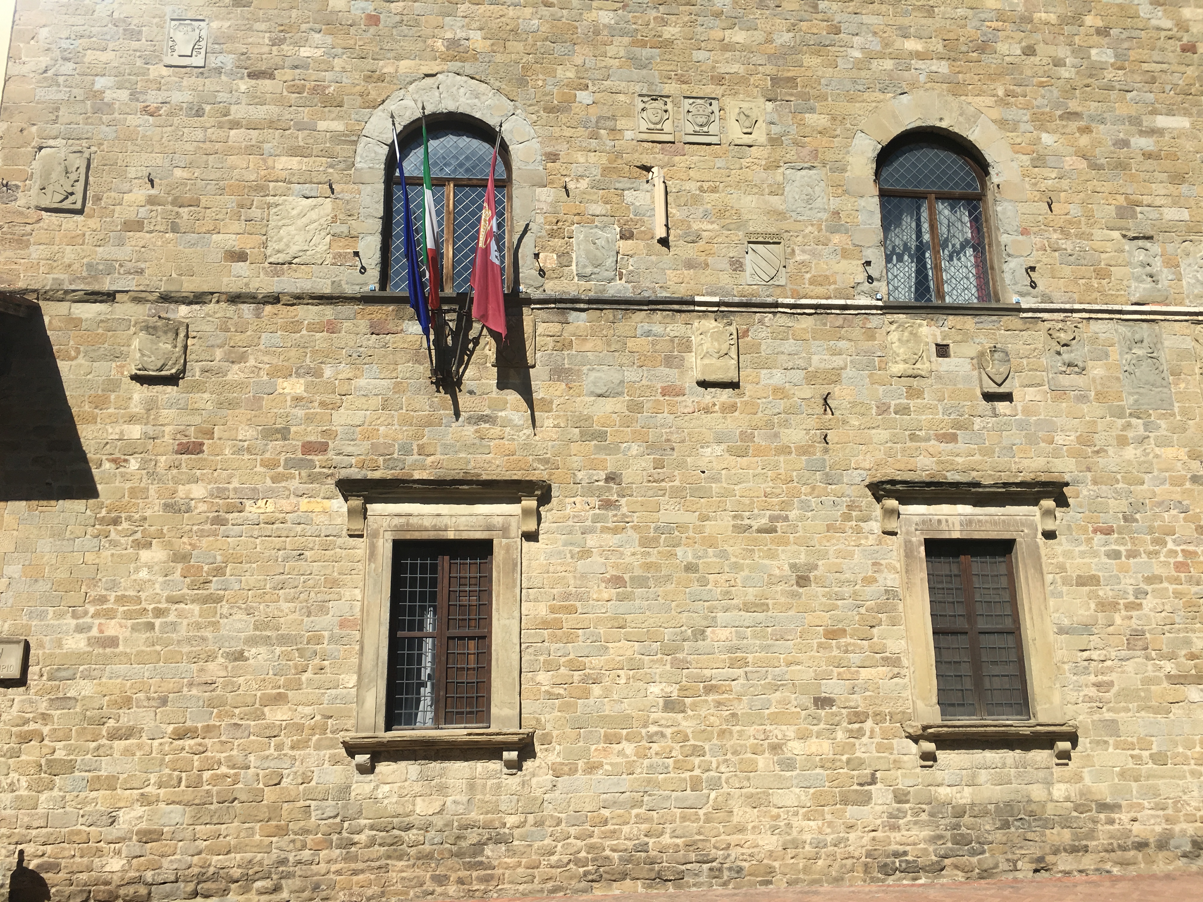 Comune di Arezzo: ecco come si articola la nuova addizionale comunale Irpef Comune di Arezzo: ecco come si articola la nuova addizionale comunale Irpef