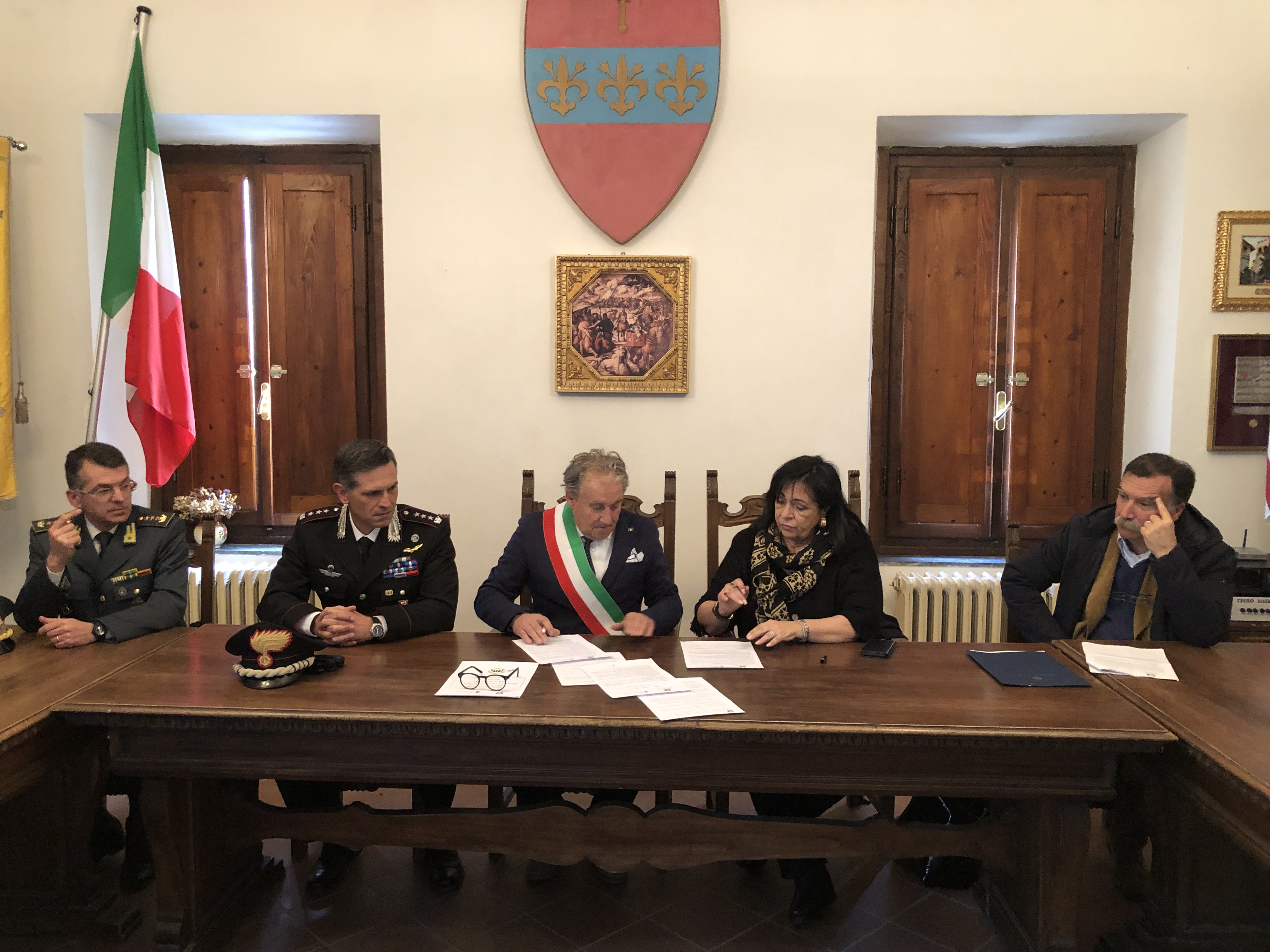 “Il controllo del vicinato”: Firmato il protocollo tra Prefettura e comune di Chiusi della Verna