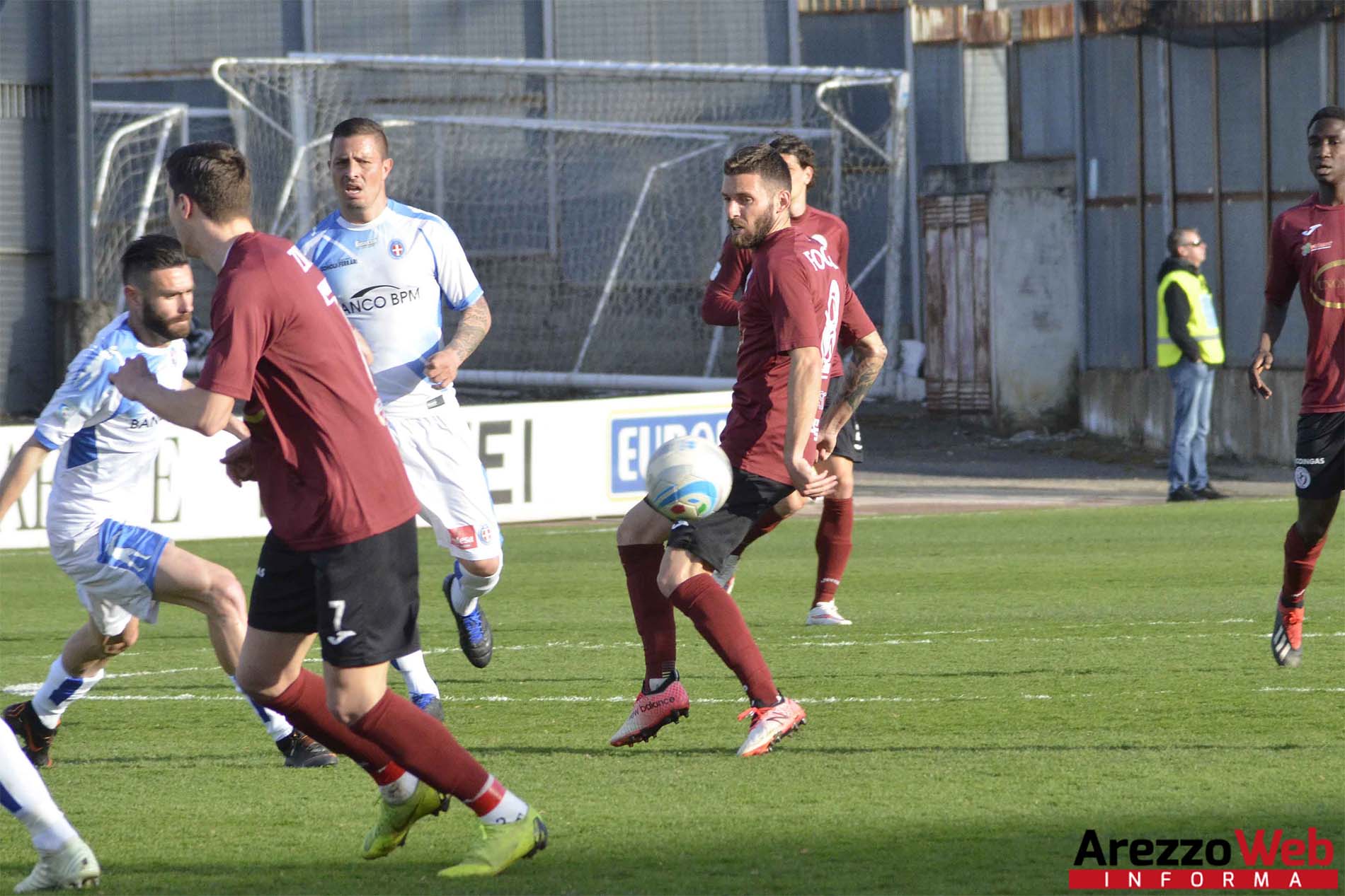 Al gol di Cutolo risponde Tartaglia: finisce 1-1 tra Arezzo e Novara