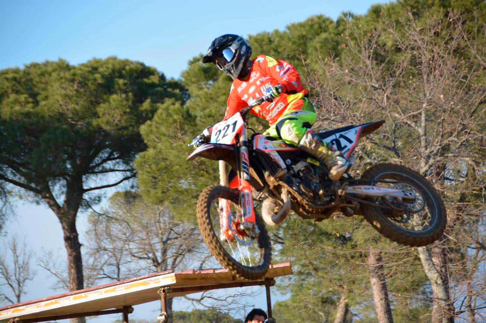 Domenica con il motocross al Miravalle di Montevarchi