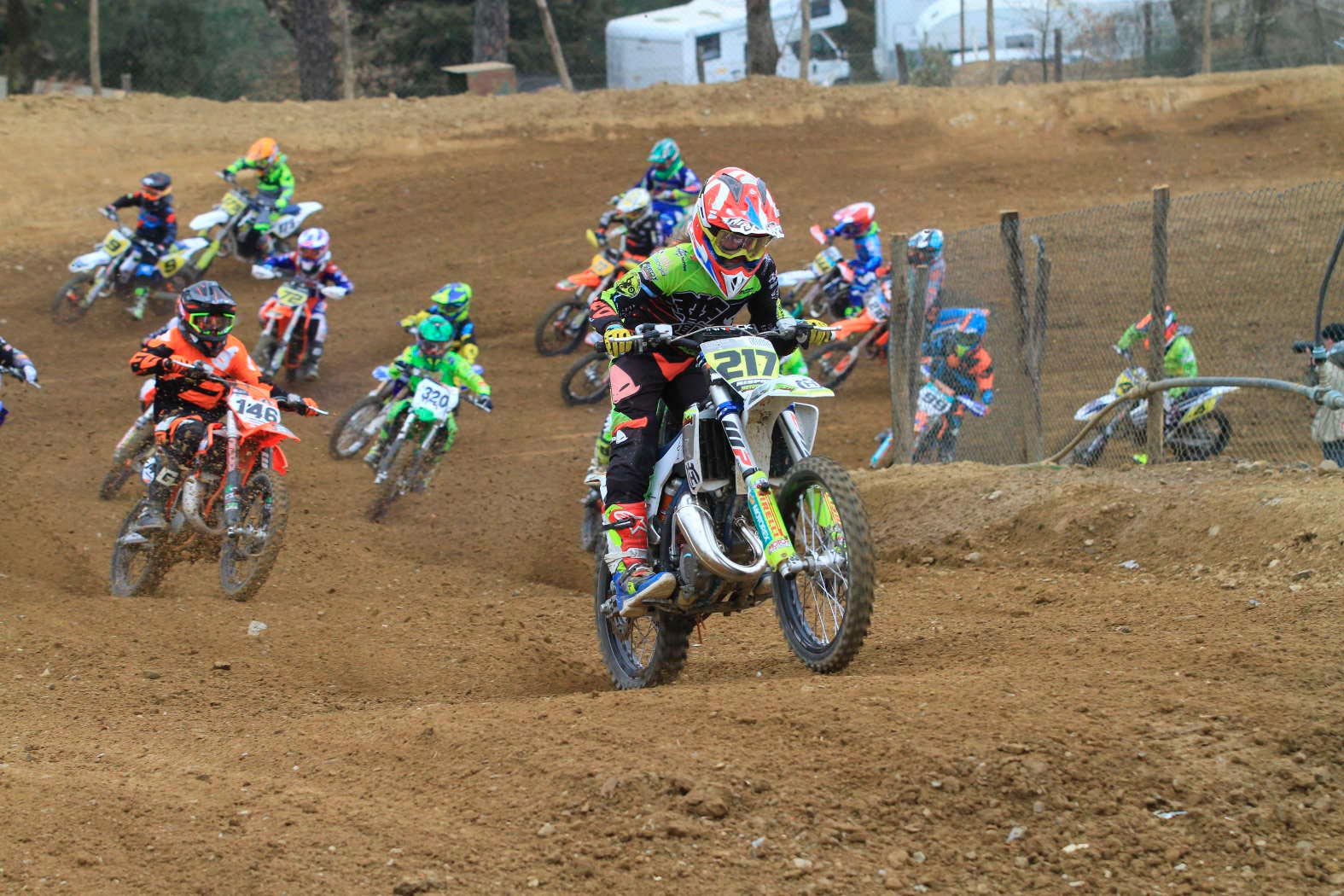 Il campionato toscano di motocross dà spettacolo a Montevarchi