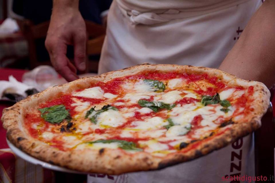 Porta Sant’Andrea: torna la pizzeria sabato 6 aprile