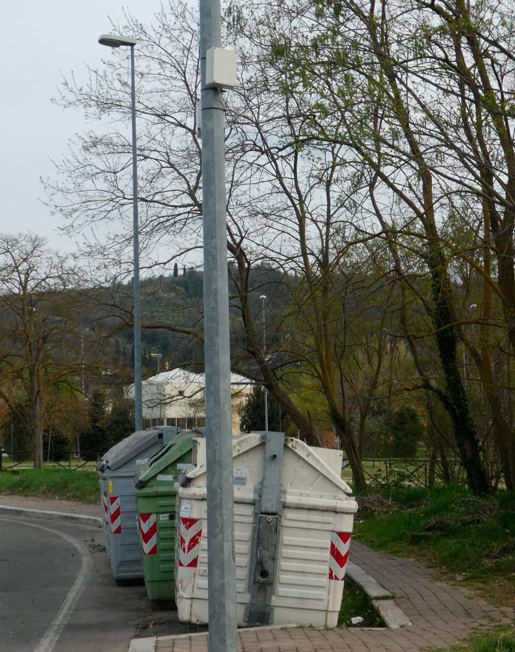 “Soddisfatta per la fototrappola in via Raffaello Sanzio”