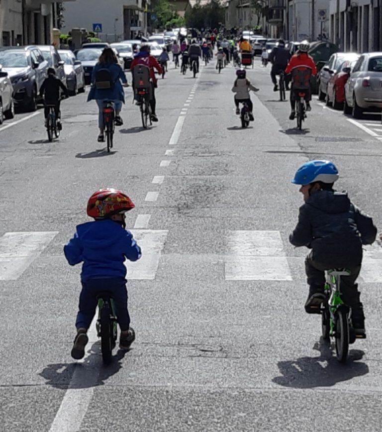 Fiab e Calcit: “Fase2, il sindaco chiuda il centro al traffico”
