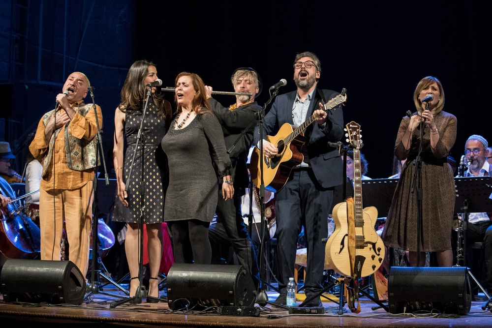 Orchestra Multietnica di Arezzo, al via dalla Casa Circondariale aretina il tour Culture contro la paura