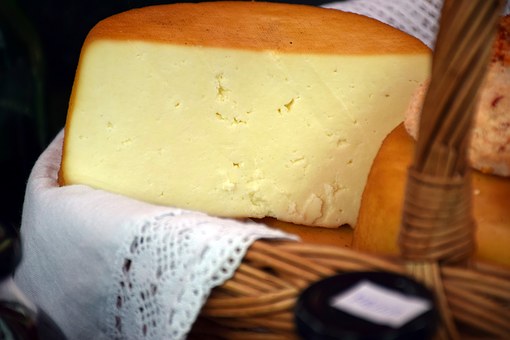 Rifiuti pericolosi stoccati presso Azienda Agricola