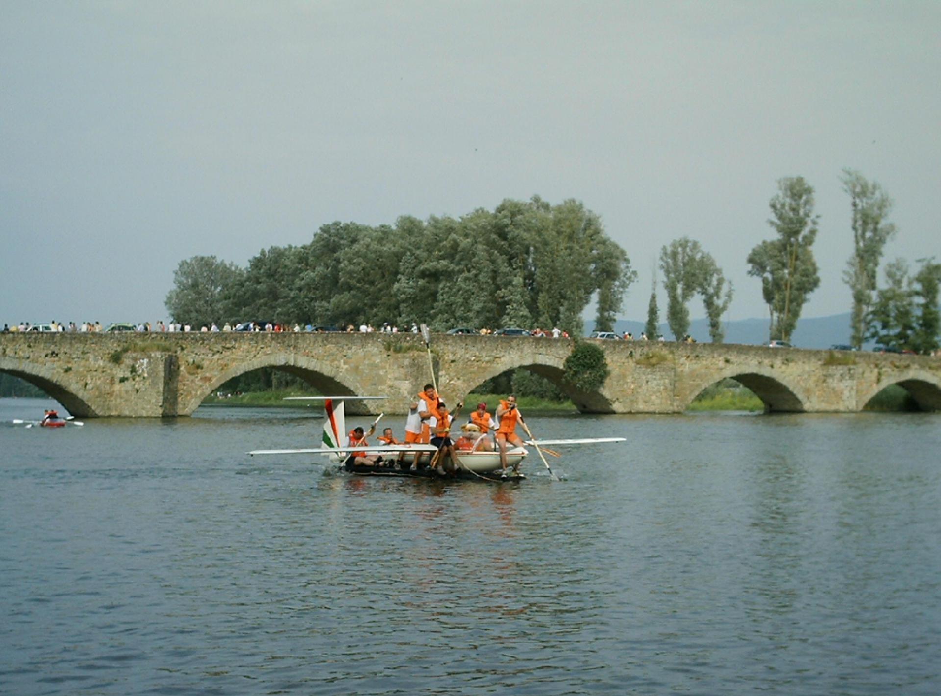 Una giornata al “ponte” di Leonardo: ad Arezzo si rinnova la “Spollinata sull’Arno”