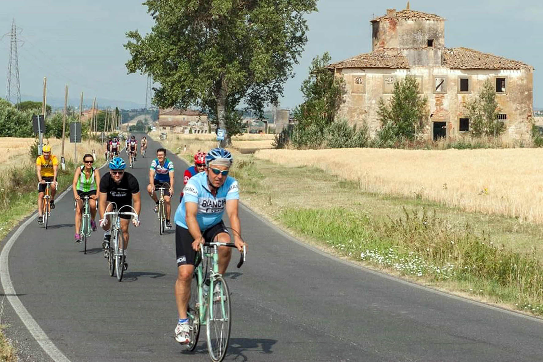 Una carovana di ciclostorici sulle strade della Valdichiana per La Chianina