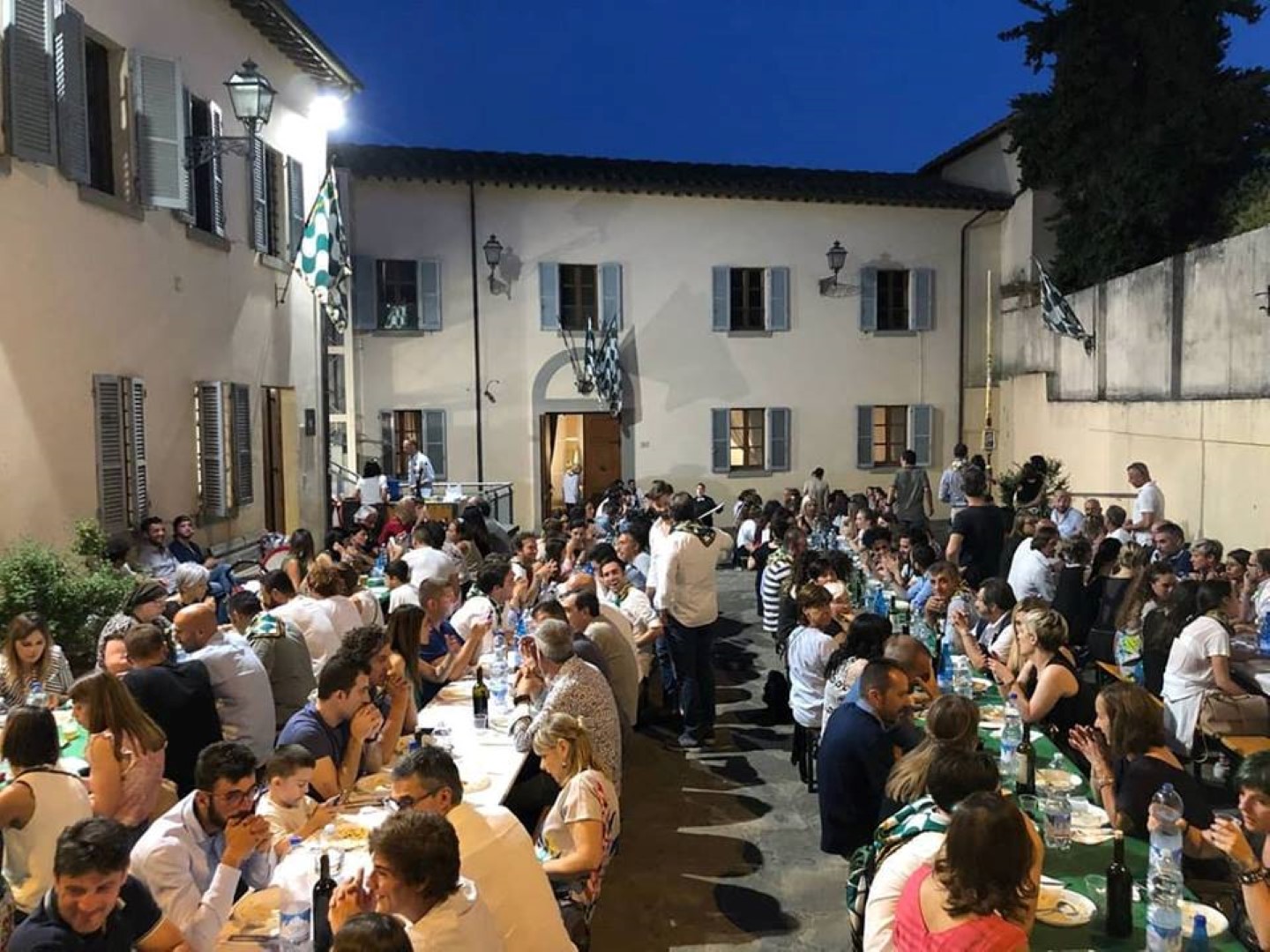 Porta Sant’Andrea: venerdì 19 luglio in programma la “Cena nella corte”