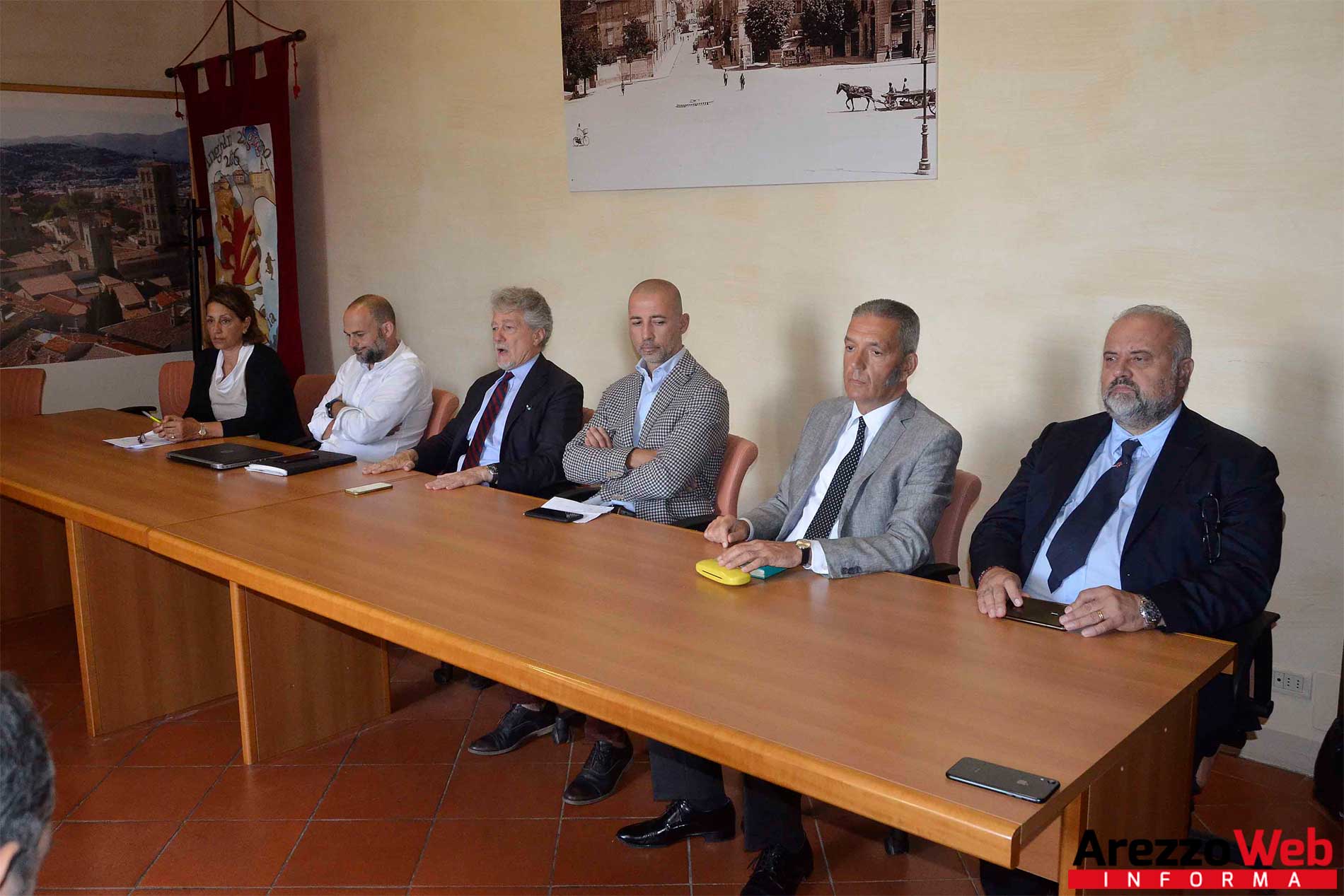 La replica dell’amministrazione comunale a Pd e Arezzo in Comune: “Ecco la verità vera, non quella raccontata dai politicanti di professione”