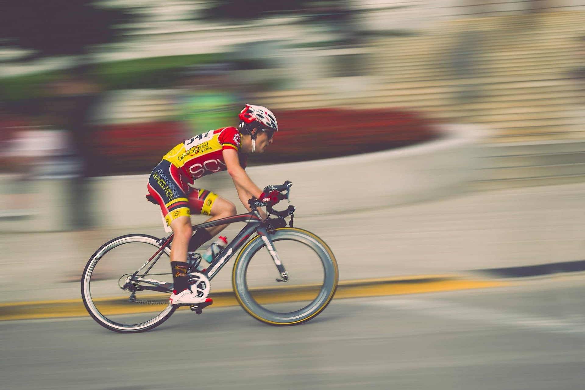 Domenica 18 agosto, Giro del Casentino di ciclismo. Modifiche alla sosta dei veicoli