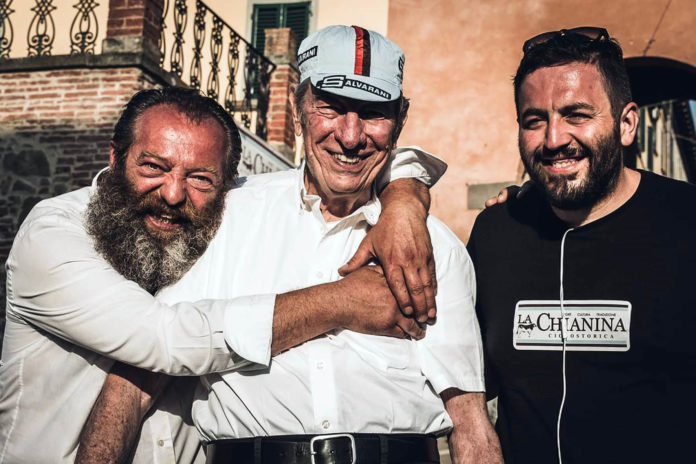 La Chianina - Apolloni, Gimondi e Valentini (1) La ciclostorica di Marciano della Chiana ha ribadito l’affetto alla famiglia in occasione dei funerali di Gimondi