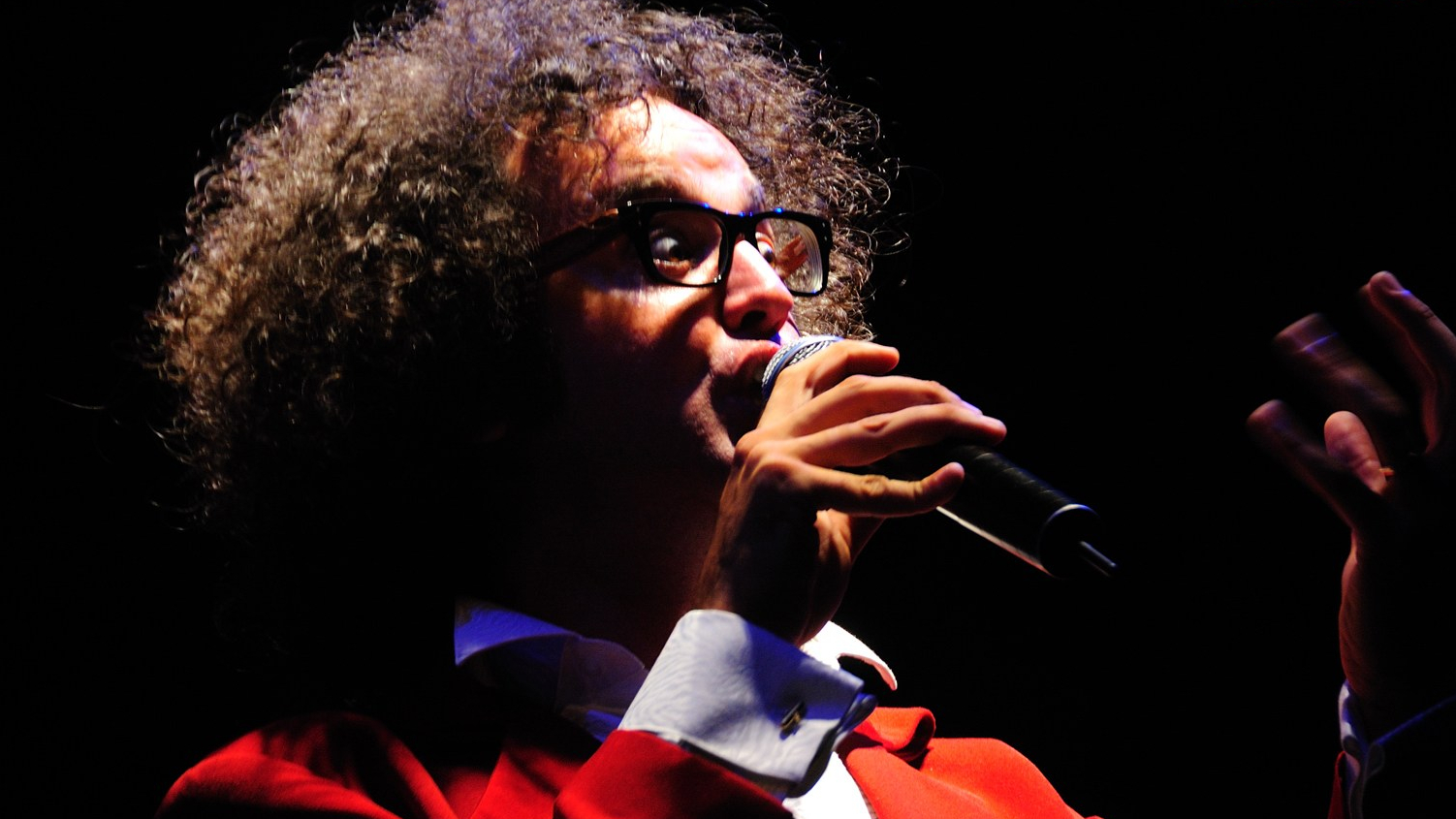 Successo per Cristicchi con l’orchestra Oida a Pieve di Romena