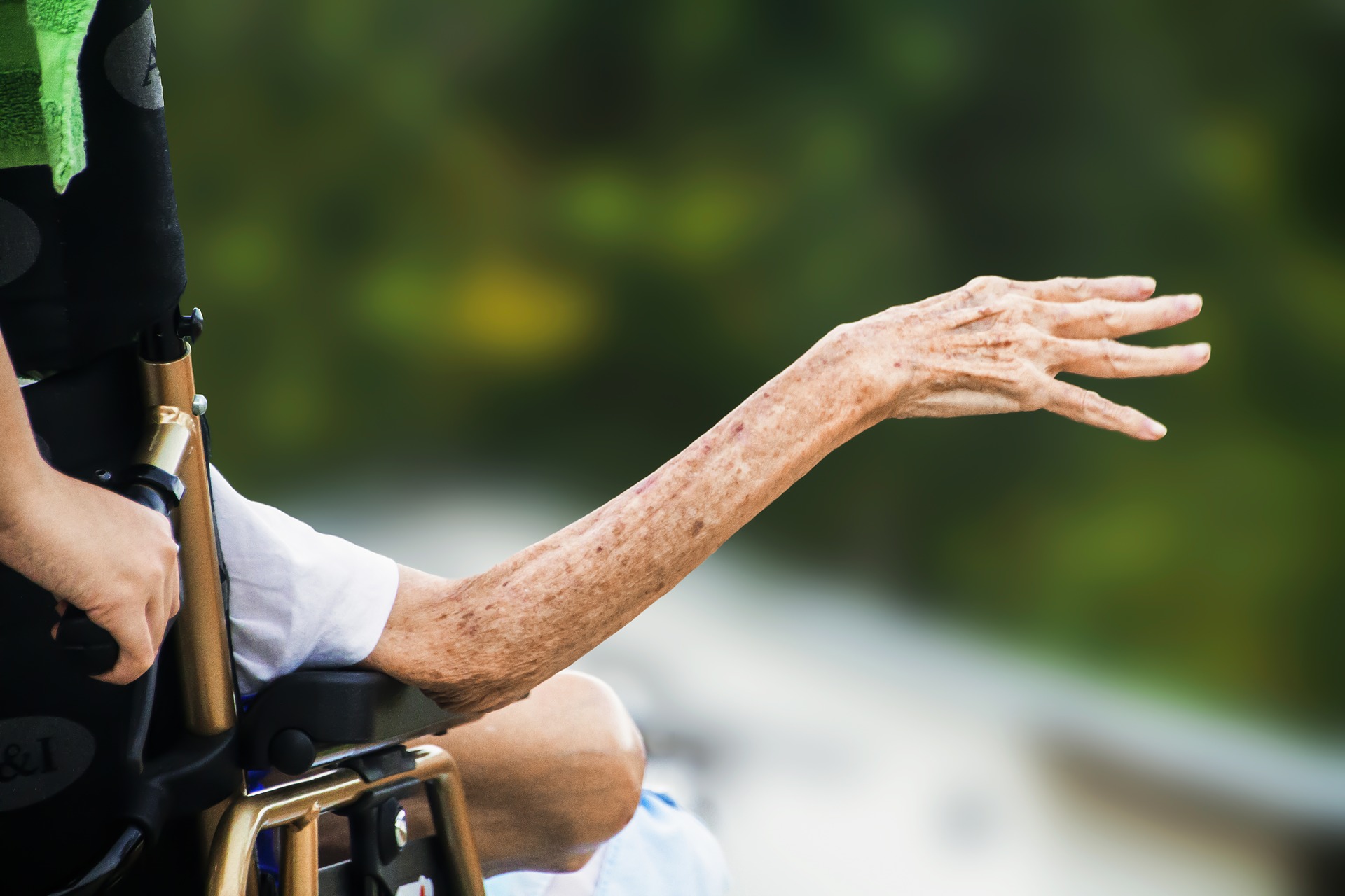 Coronavirus, la task force di Aima per le famiglie dei malati di Alzheimer