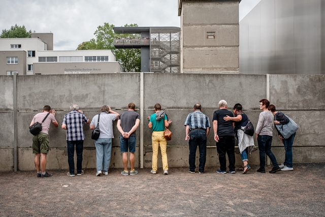 La FIAF annuncia i vincitori dell’evento «20° FotoConfronti», ottava tappa di “Portfolio Italia 2019 – Gran Premio FUJIFILM”: Andrea Angelini con “Mneme Physis (Phy – Sua)” e Massimo Soletti con “Tschüss DDR”