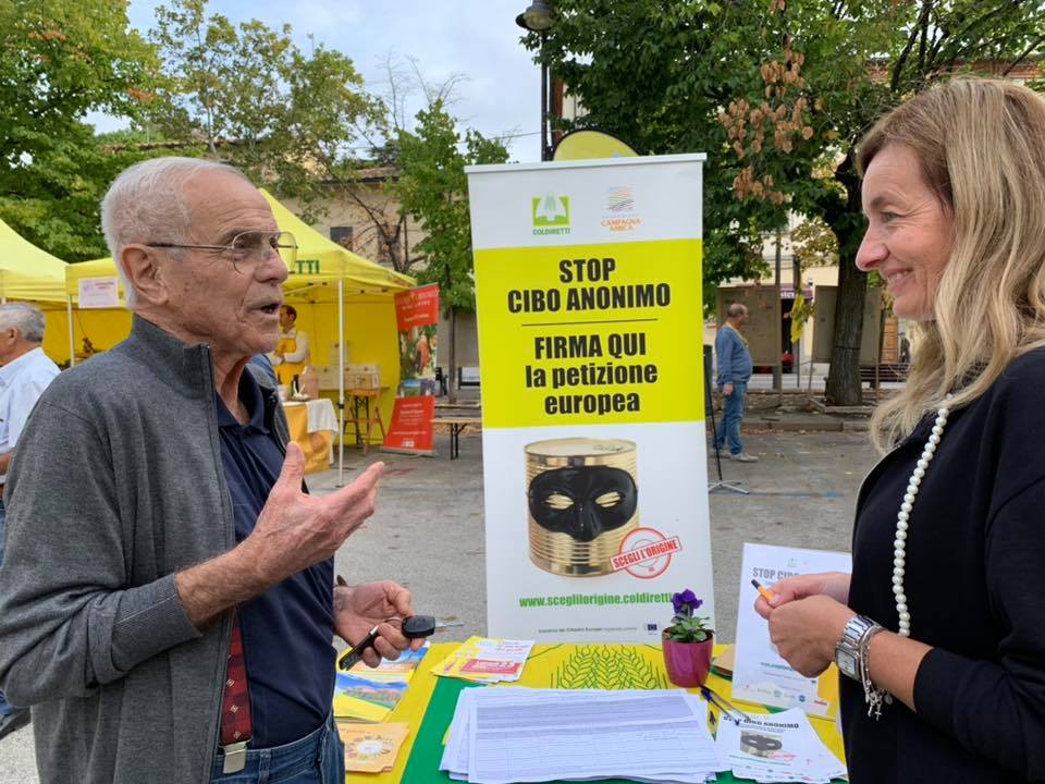 #Etichettadays, Coldiretti Arezzo: “superate le 10mila firme, ora rush finale in piazza e nei mercati di Campagna Amica” #Etichettadays, Coldiretti Arezzo: “superate le 10mila firme, ora rush finale in piazza e nei mercati di Campagna Amica”