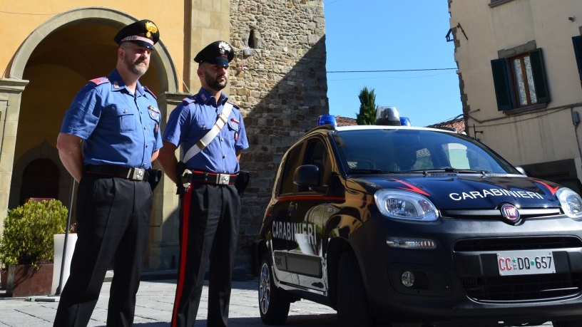 Aggredisce e picchia l’autista dell’autobus, denunciato