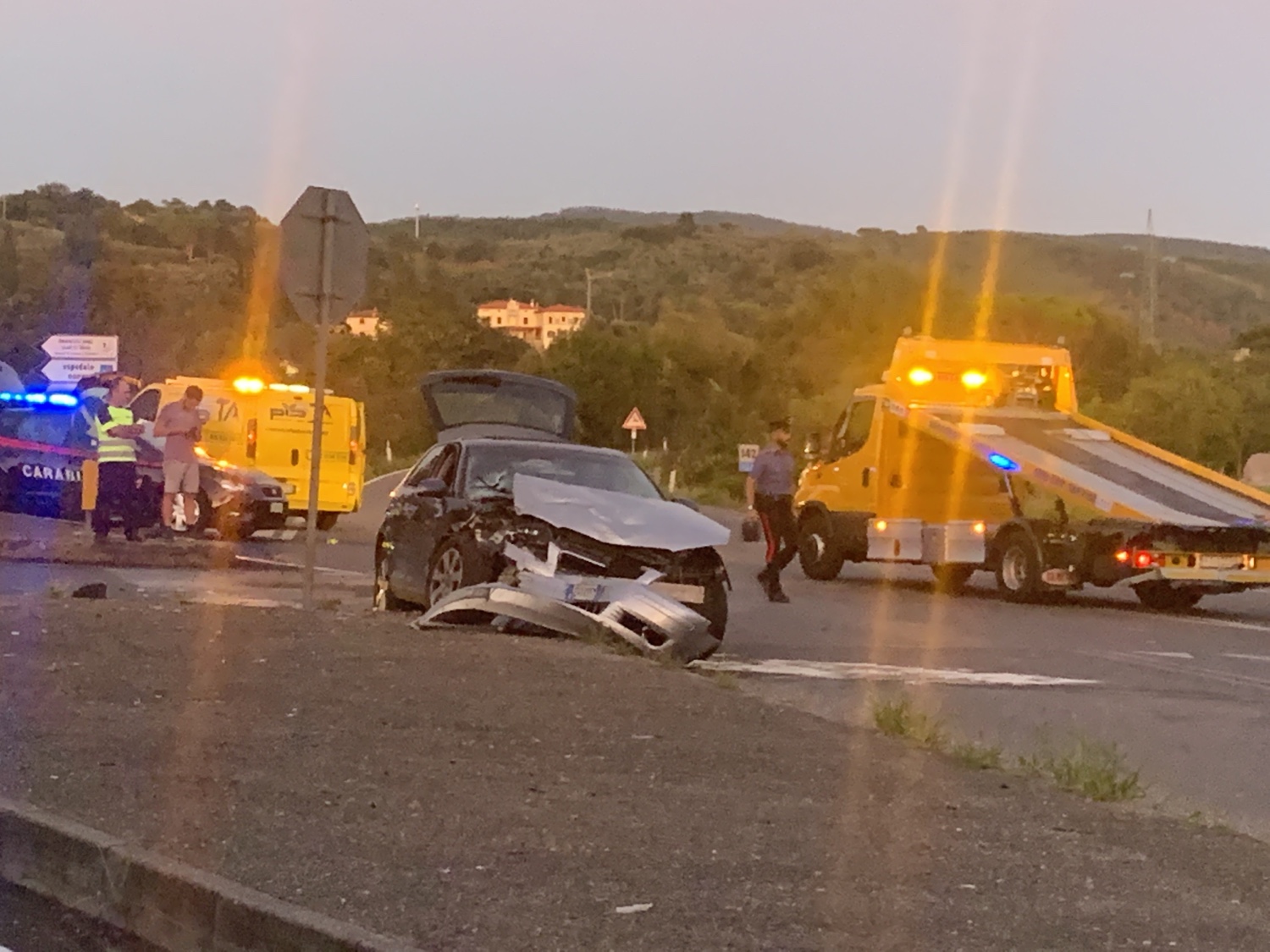 Scontro fra auto quattro feriti di cui due in gravi condizioni