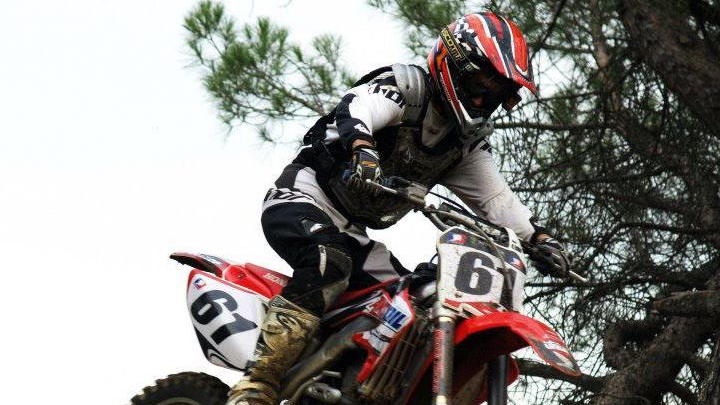200 piloti per il campionato toscano di motocross al Miravalle di Montevarchi