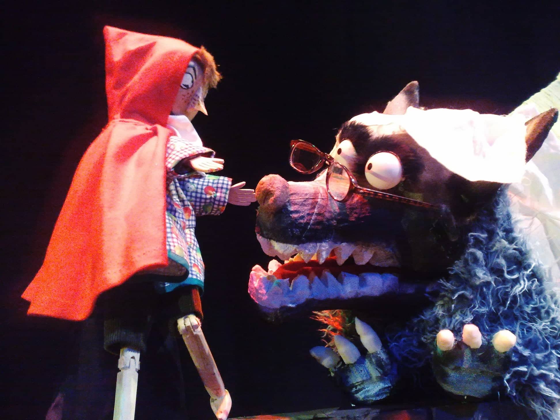 Rassegna “VOGLIO LA LUNA”: se Pinocchio fosse Cappuccetto Rosso