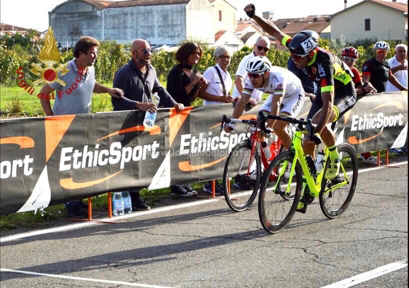 Dario Perilli campione d’Italia di ciclismo su strada Vigili del Fuoco