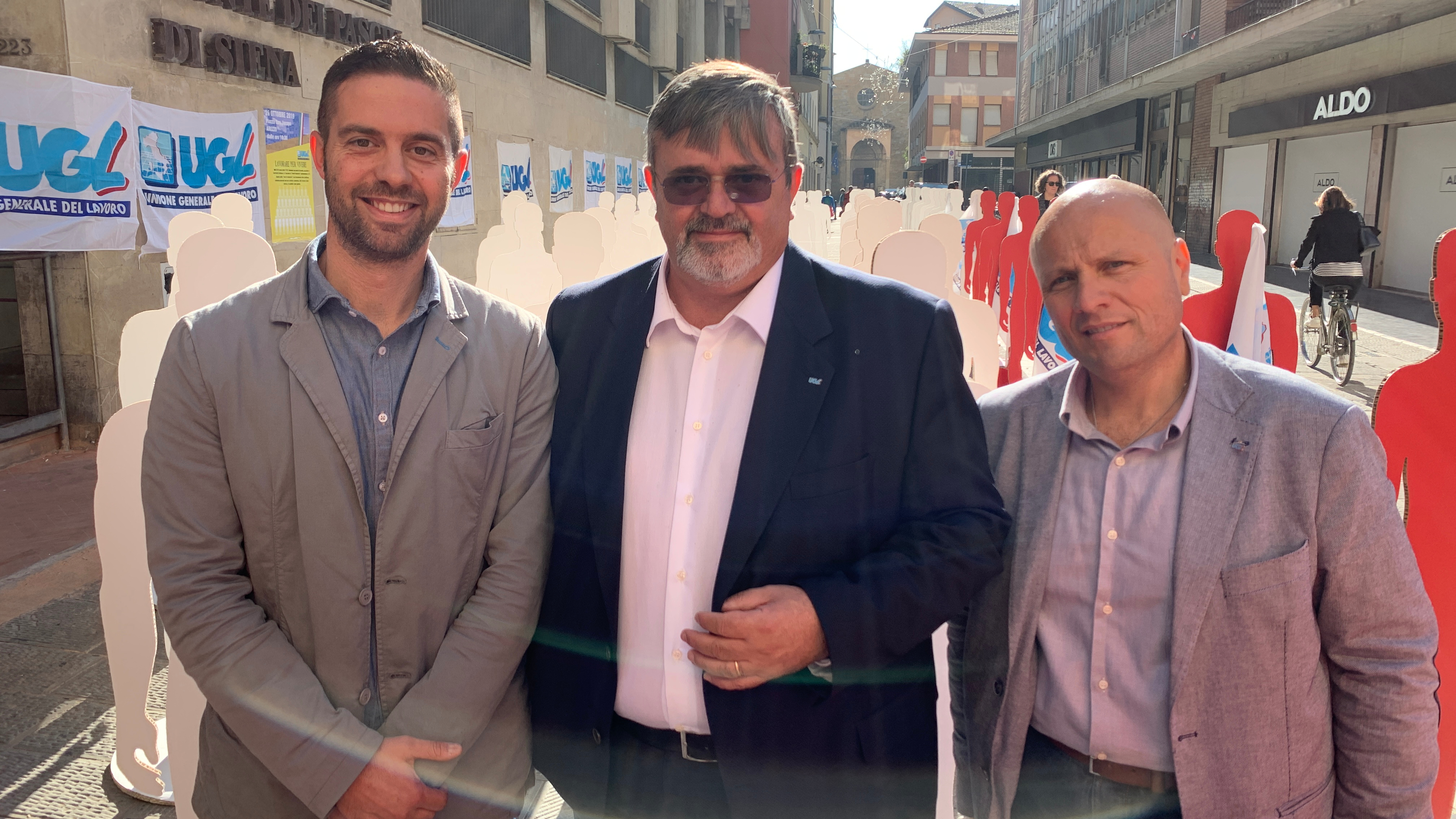 Vittime del lavoro, Ugl in piazza per dare voce a chi non può più parlare. Ad Arezzo anche il segretario nazionale. Il dolore dei familiari