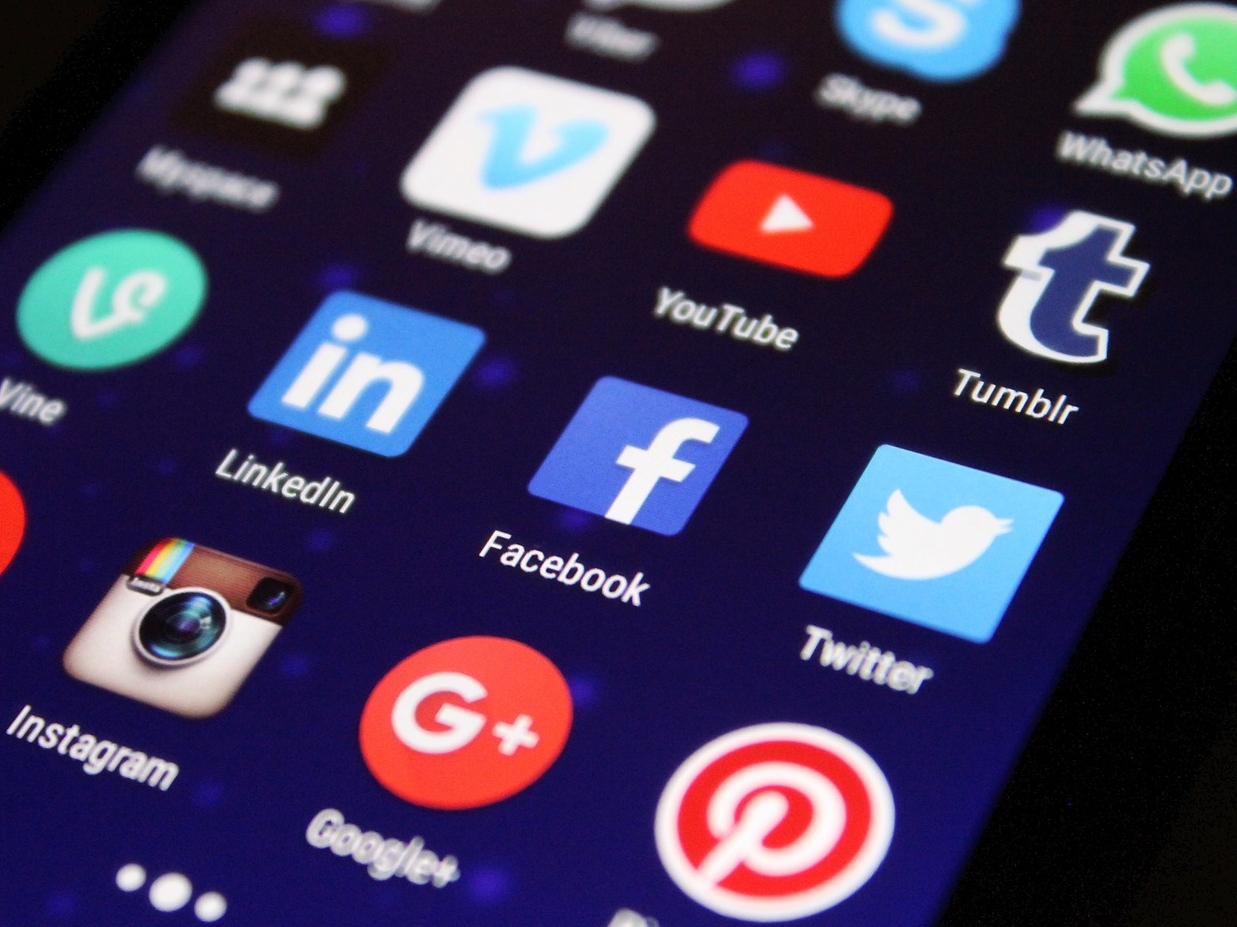 Medici sui social: privacy a rischio?