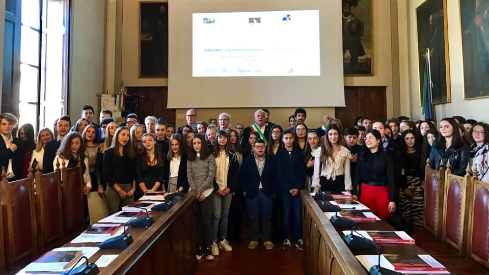 Premio Dionisio Roberti a Sansepolcro: consegnati 57 riconoscimenti agli studenti delle scuole secondarie
